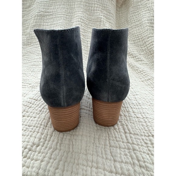 Dolce Vita Daine Gray Suede Bootie Size 8.5 - Picture 3 of 6